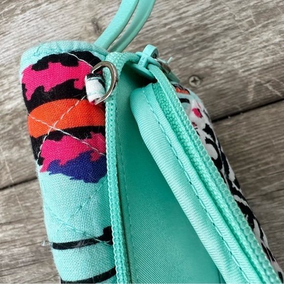 GUC Vera Bradley All in One/ Three in One Trifold Wristlet Pueblo Teal P… - Picture 6 of 13